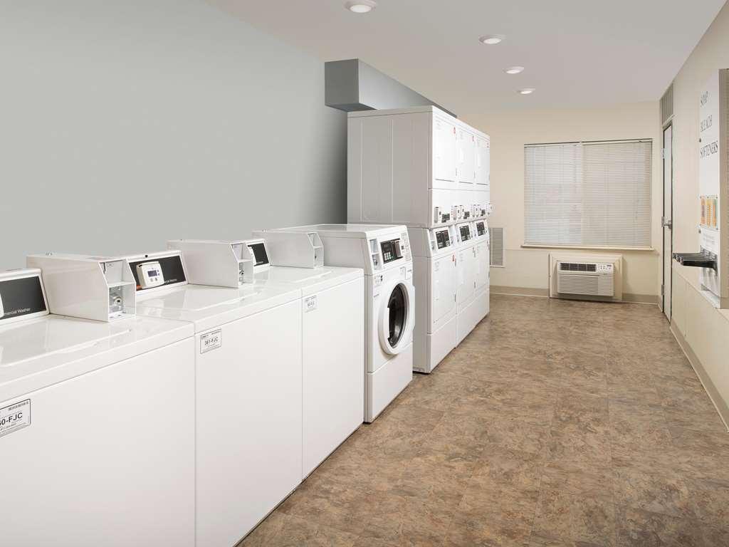 Extended Stay America Select Suites - Wichita - South 시설 사진