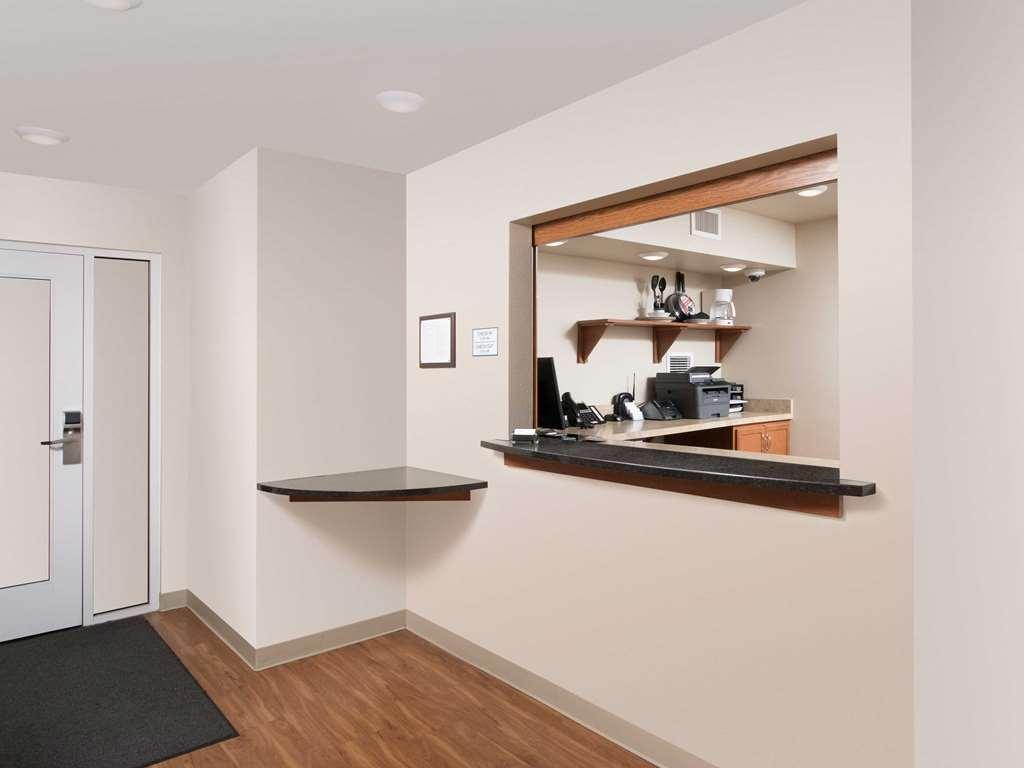 Extended Stay America Select Suites - Wichita - South 내부 사진
